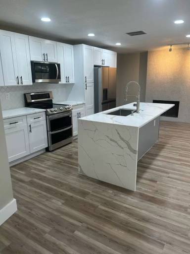 Main picture of 943 Spanish Oaks Blvd