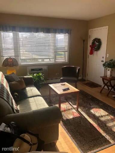 Main picture of 116 W Willow St