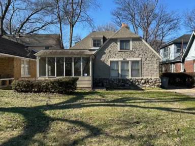 Main picture of 899 N Avalon St