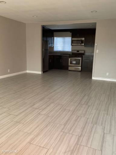 Main picture of 825 S Taylor Ave