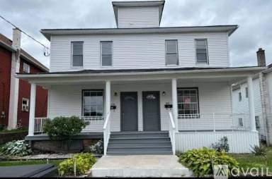 Main picture of 168 Tompkins St