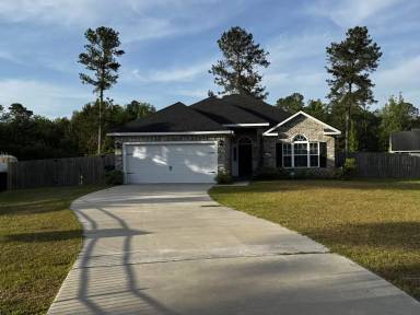 Main picture of 116 Thornbush Ct NE