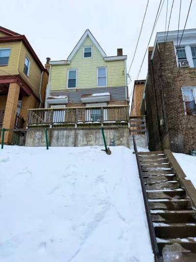 Main picture of 443 Hays Ave