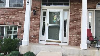 Main picture of 2452 Emily Ln