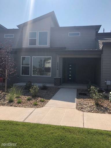 Main picture of 2226 Shandy St