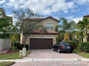 Main picture of 1240 NE 39th Ave