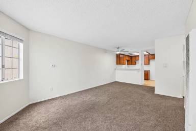 Main picture of 1075 Loma Ave