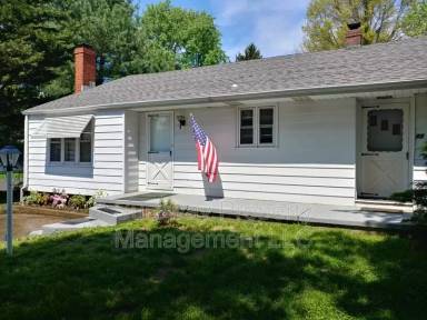 Main picture of 73 Edgemere Ave