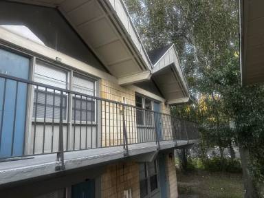 Main picture of 2212 E Silver Springs Blvd