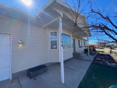 Main picture of 2134 N Sawmill St