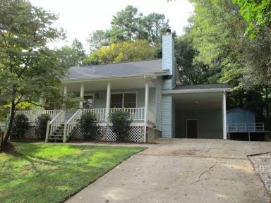 Main picture of 276 Seminole Cir