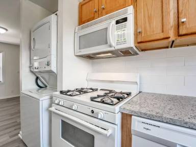 Main picture of 1207 Carol Dr
