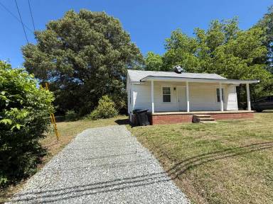 Main picture of 1615 Cadiz St