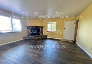 Main picture of 20356 Honey Ln