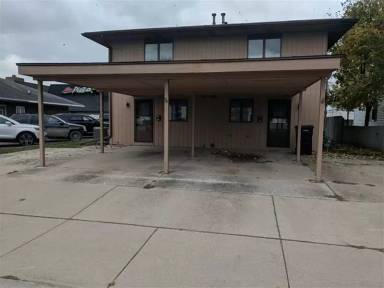 Main picture of 12 N Centennial St