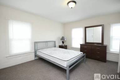Main picture of 104 Conklin Ave