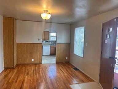 Main picture of 1820 S 4th Ave