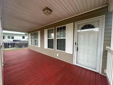 Main picture of 608 Main Street Ext
