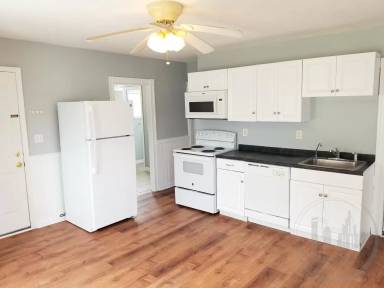 Main picture of 712 Mineral Spring Ave