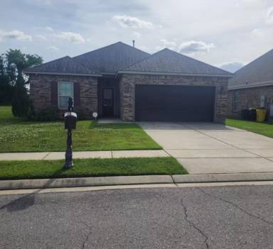 Main picture of 417 Elwick Dr