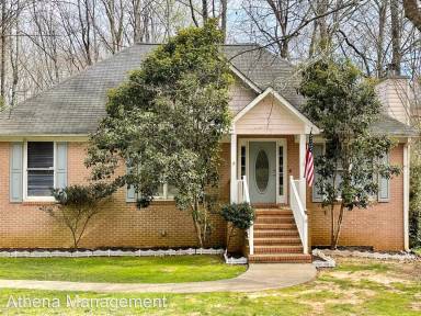 Main picture of 1201 Crooked Creek Rd