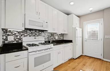 Main picture of 2029 Rosedale St NE