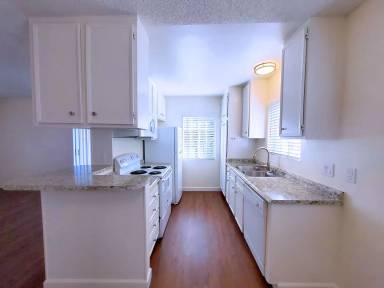 Main picture of 5614 Lauretta St