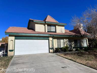 Main picture of 5363 Meredith Ave