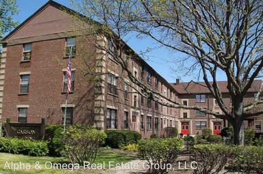 Main picture of 158 W 2nd St