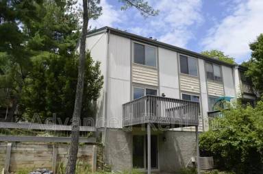 Main picture of 24 Dendron Ct