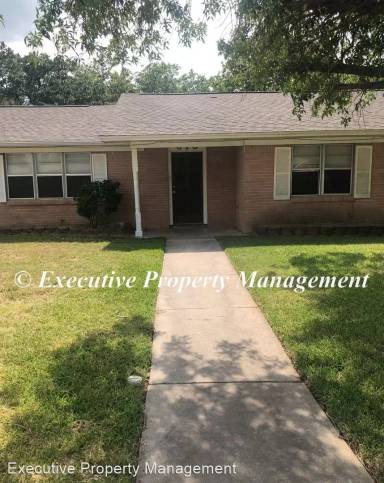 Main picture of 616 Cedar Dr