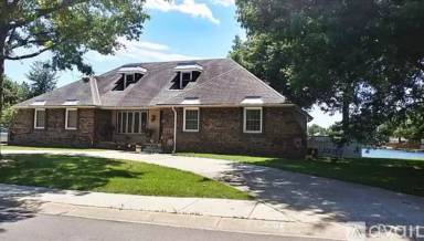 Main picture of 1017 Johnston Dr