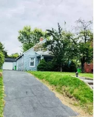 Main picture of 4961 E 85th St