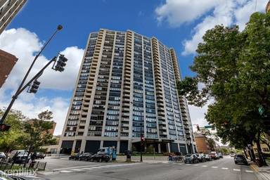 Main picture of Lake Park Plaza Condominium
