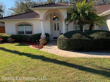 Main picture of 102 Rolling Sands Dr