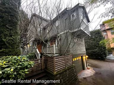 Main picture of 3923 Interlake Ave N
