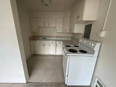Main picture of 4618 Fremont Ave N