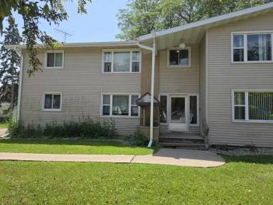 Main picture of 958 Gay Dr