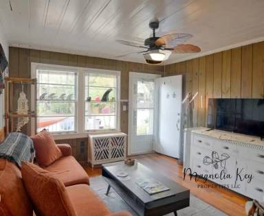 Main picture of 7203 Porcher Dr