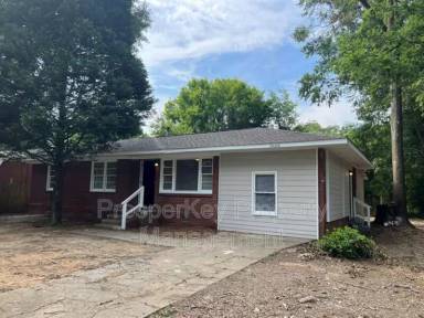 Main picture of 2606 Wise St