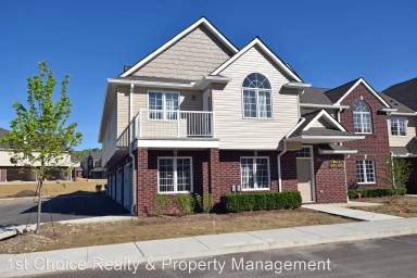 Main picture of 56310 Long Island Dr