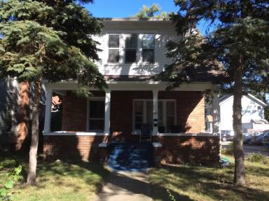 Main picture of 1125 S Forest Ave