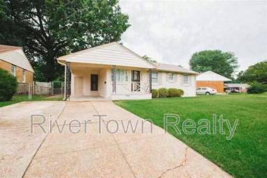 Main picture of 4415 E Mallory Ave