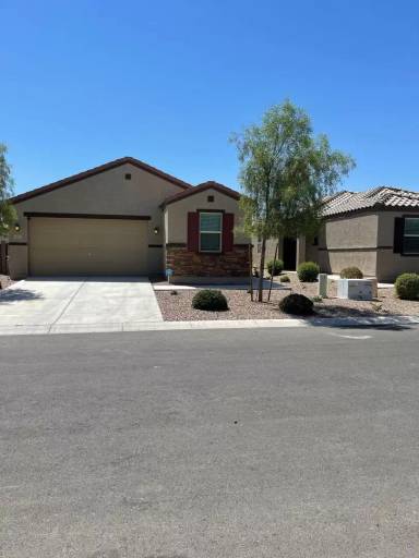 Main picture of 983 W Capulin Trl