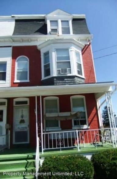 Main picture of 951 N Queen St