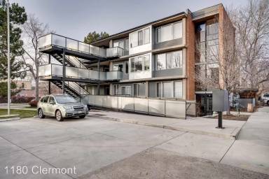 Main picture of 1180 Clermont St