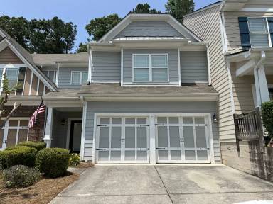 Main picture of 208 Parc View Ln