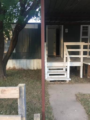 Main picture of 400 SE 58th Ave