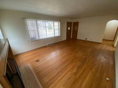 Main picture of 3721 Woods Ave