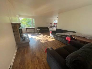 Main picture of 1235 E Ridge Ave